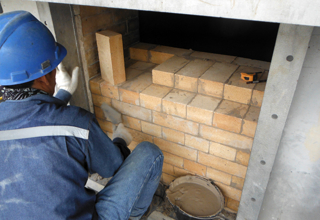 Brick lining indonesia, perusahaan brick lining, refractory indonesia, hafila daya utama, perusahaan refractory di indonesia, jasa refractory indonesia, proyek refractory indonesia